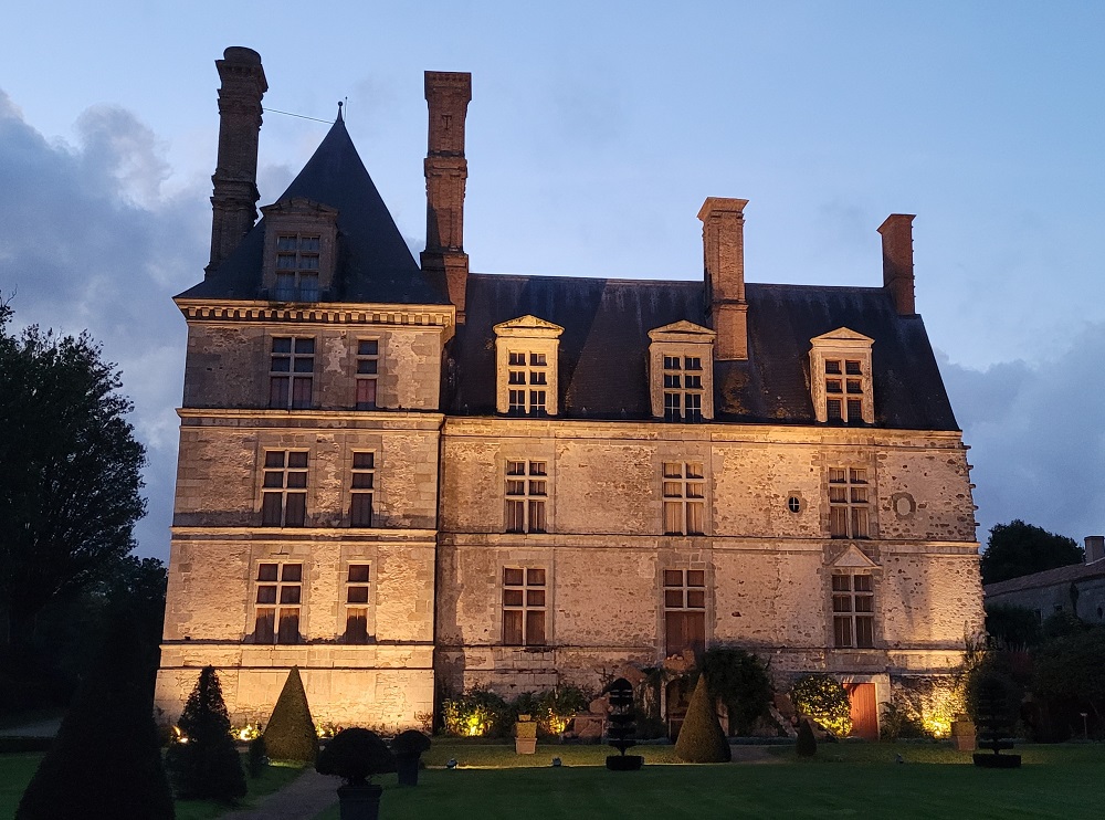 chateau Halloween